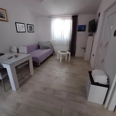 Ivkica Apartment